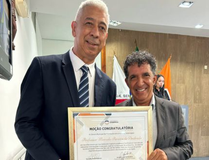 Urgente: Durante homenagem na Câmara de Divinópolis, reitor da UFSJ cobra agilidade para evitar que eleição de 2026 impeça abertura do Hospital Regional