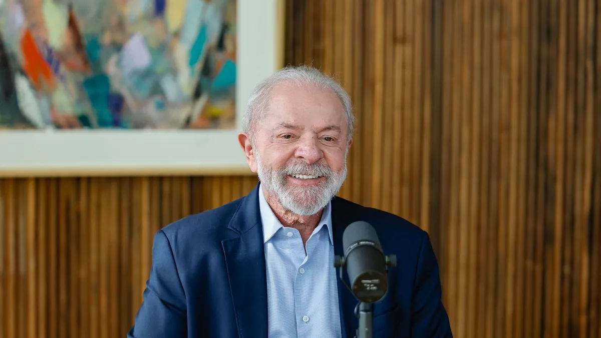 Quem ganha muito vai pagar a sua parte”: Lula celebra isenção do IR para salários até R$ 5 mil e fala em justiça tributária