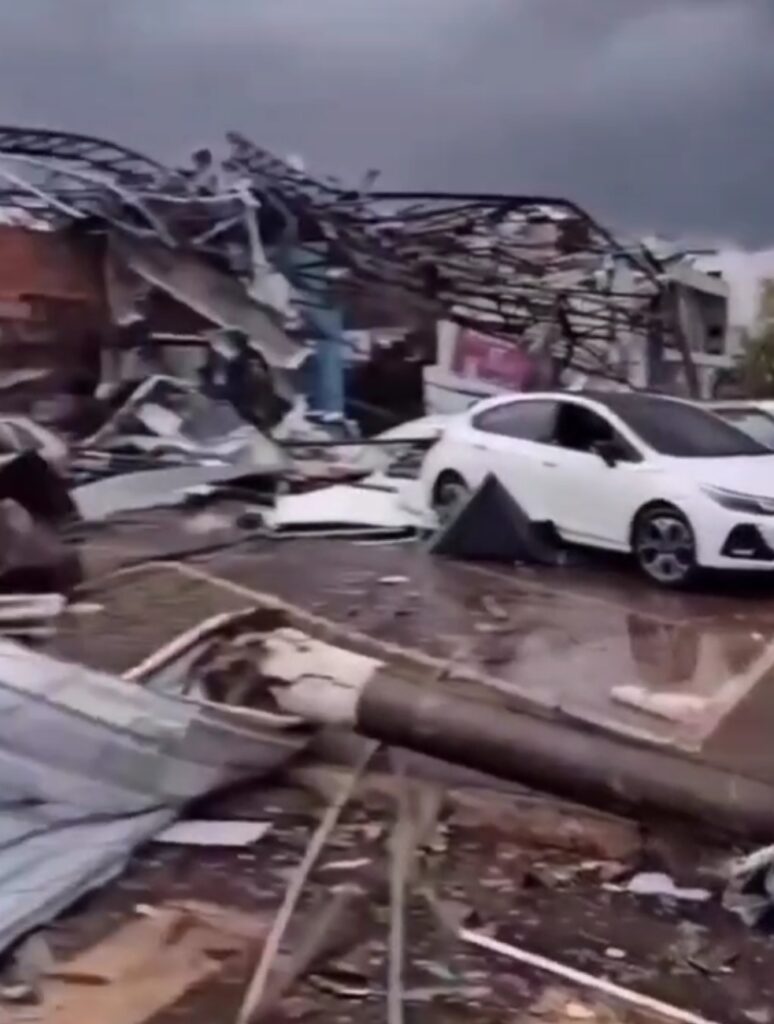 Tornado atinge Rio Bonito do Iguaçu (PR) e deixa rastro de destruição: pelo menos 5 mortos e ventos acima de 250 km/h Screenshot_20251108_080937_Gallery