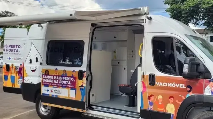 Vacimóvel percorre bairros de Nova Serrana na última semana de novembro com atendimentos noturnos e ação especial no domingo Vacimovel