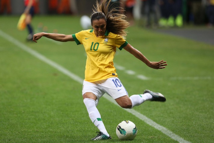 Marta desafia o mundo outra vez e é indicada ao prêmio de gol mais bonito do FIFA The Best