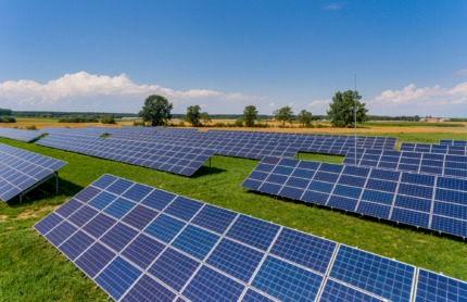 Minas Gerais bate 13,3 GW de energia solar e amplia liderança nacional na transição energética