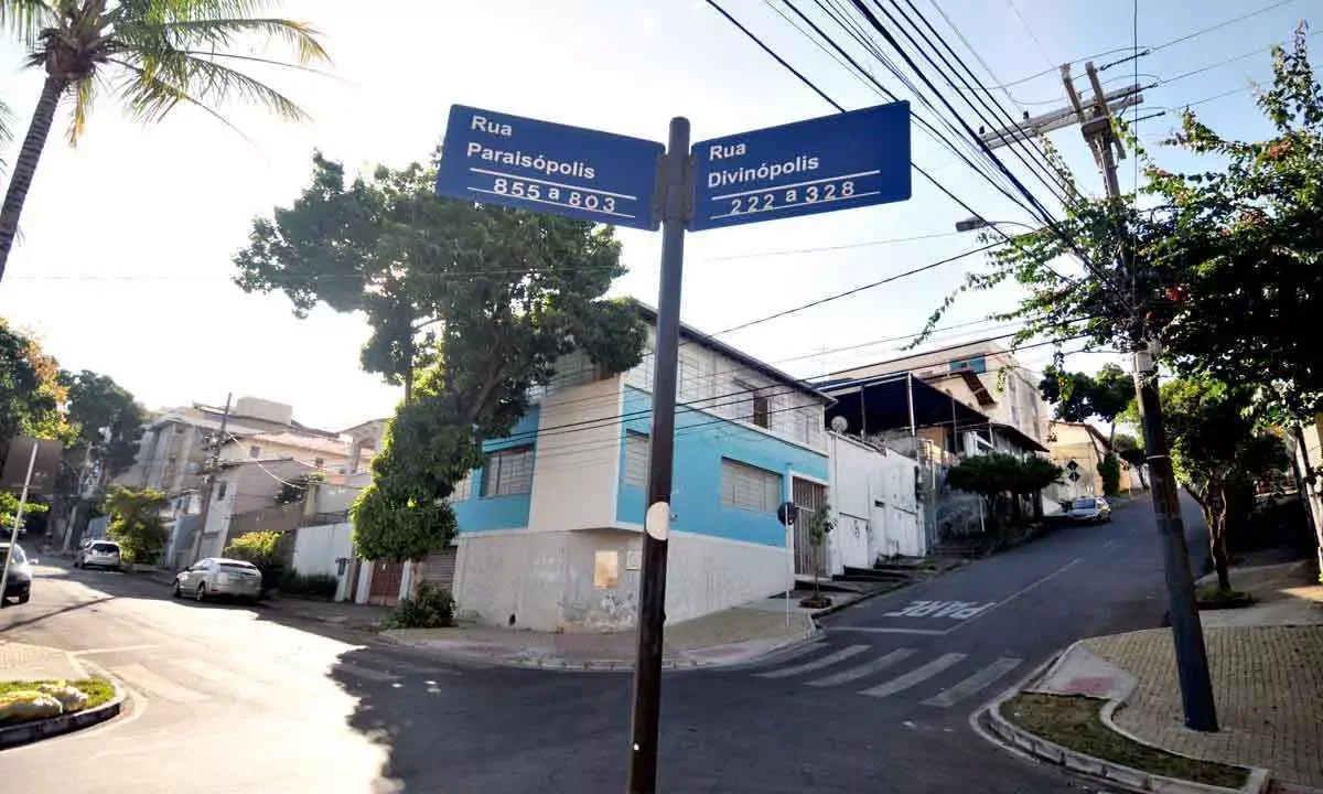 Morte de Lô Borges: onde fica o Clube da Esquina? No cruzamento das ruas Divinópolis e Paraisópolis, no bairro Santa Tereza, em Belo Horizonte