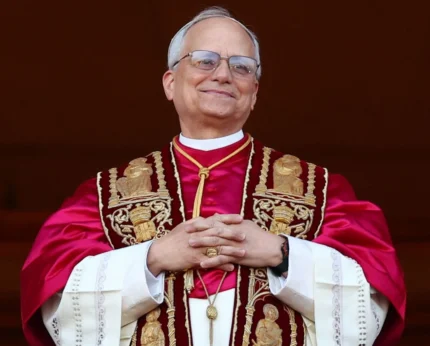 Vaticano reacende debate global e reafirma monogamia em novo decreto aprovado por Leão XIV