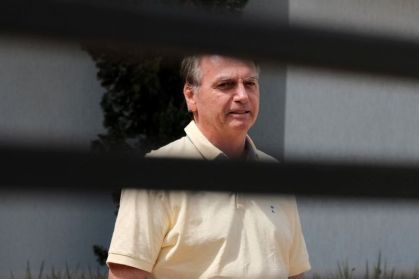 Bolsonaro é preso após violar tornozeleira e PF apontar risco de fuga durante vigília convocada pelo filho tagreuters.com2025binary_LYNXNPEL8B0PZ-BASEIMAGE