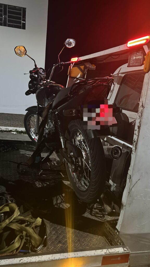 Motociclista suspeito de “delivery” de drogas cai durante fuga da Guarda Civil Municipal e abandona moto em Nova Serrana Imagem do WhatsApp de 2025-12-02 à(s) 07.58.45_0643db15