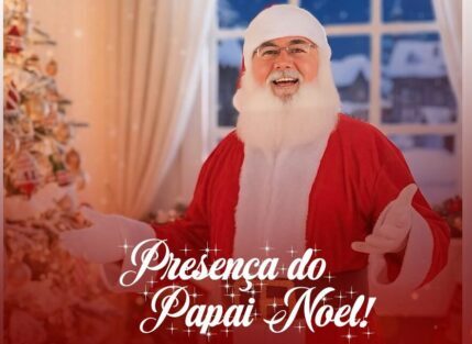 Presença do Papai Noel encanta famílias na Fantástica Cidade do Natal em Itaúna