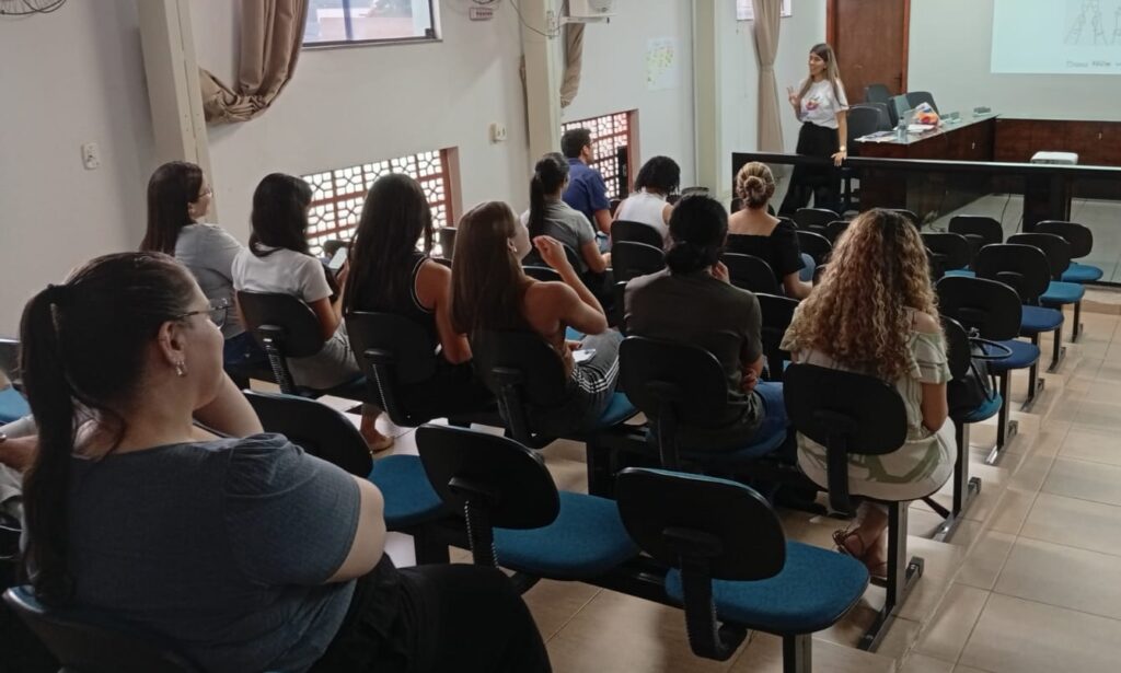 Projeto “nós na rede” debate saúde mental e alerta para impactos dos jogos virtuais em Carmo do Cajuru WhatsApp Image 2025-12-22 at 06.16.29
