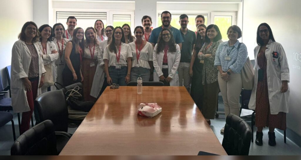 Formação de excelência: residente do São João de Deus conclui estágio internacional no Instituto Português de Oncologia ofx_281120251158370