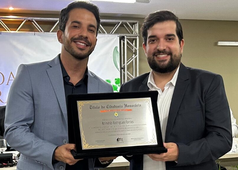 Dr. Roney Quirino e Rainério Fontes recebem título de Cidadão Honorário de Nova Serrana