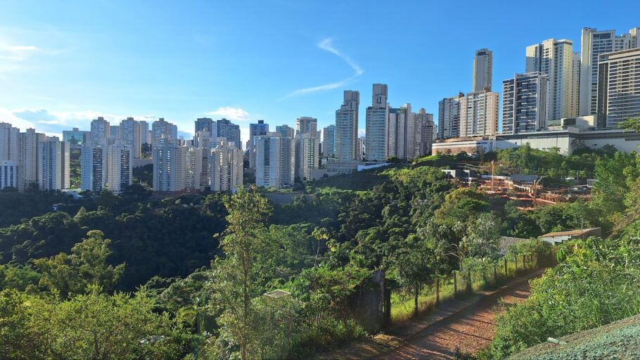 Corrupção em mudança de zoneamento é crime ambiental contra o futuro das cidades, e Belo Horizonte já sente os efeitos