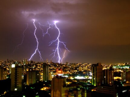 Eventos climáticos extremos avançam em Minas e Cemig triplica investimentos na rede elétrica