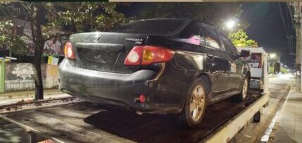 Carro roubado, placa clonada e drogas: PM estoura esquema de “delivery” em Divinópolis