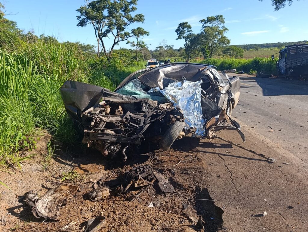 Acidente grave na MG-170 provoca morte de mulher em Moema WhatsApp Image 2026-01-09 at 10.36.20