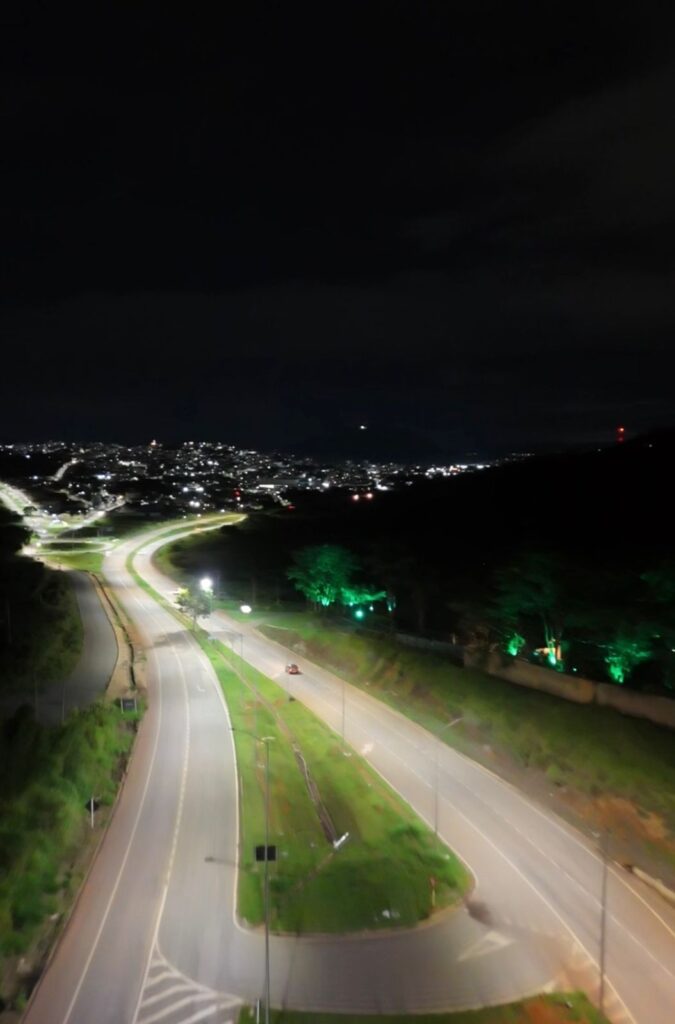 Iluminação do Trevo do Morro do Engenho é concluída e reforça segurança em Itaúna WhatsApp Image 2026-01-12 at 14.56.27 (1)