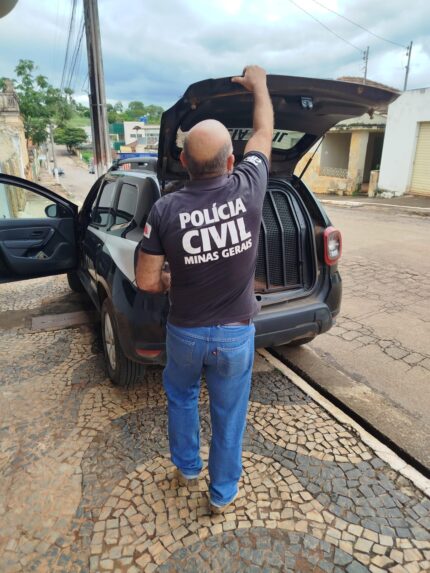 Idoso de 70 anos é preso suspeito de abusar sexualmente de adolescente e criança em Iguatama