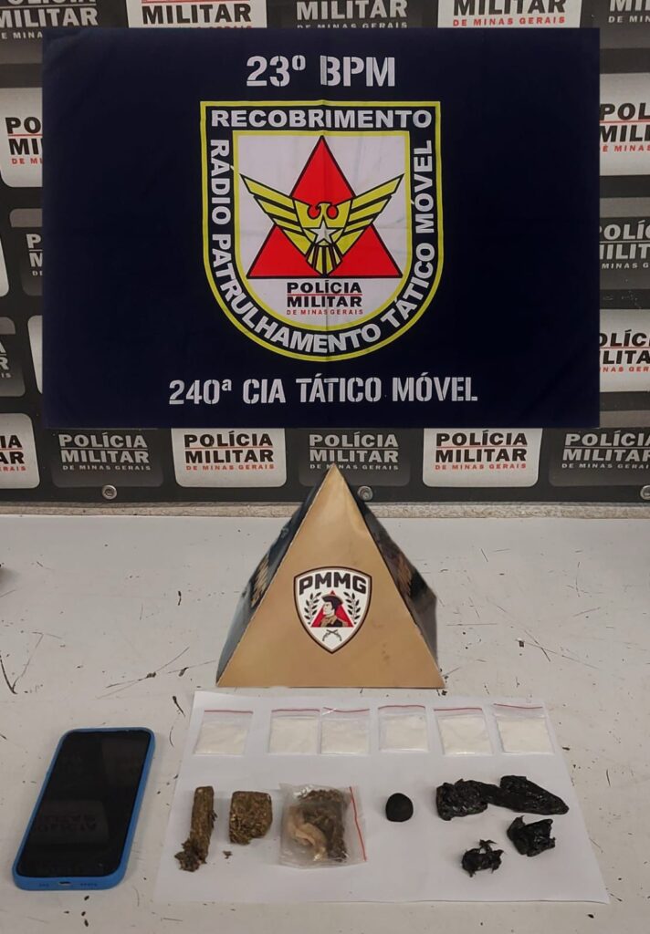 Denúncias de tiros levam polícia a boate e homem é preso por tráfico em Divinópolis WhatsApp Image 2026-01-26 at 11.05.52