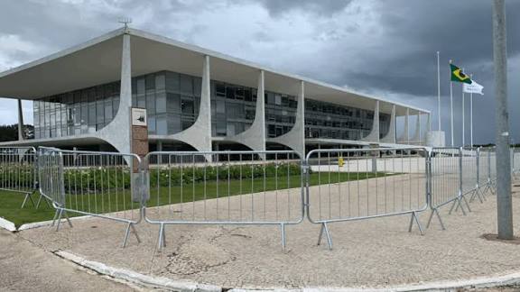 Protesto de Nikolas leva GSI a reforçar segurança no Palácio do Planalto images (1)