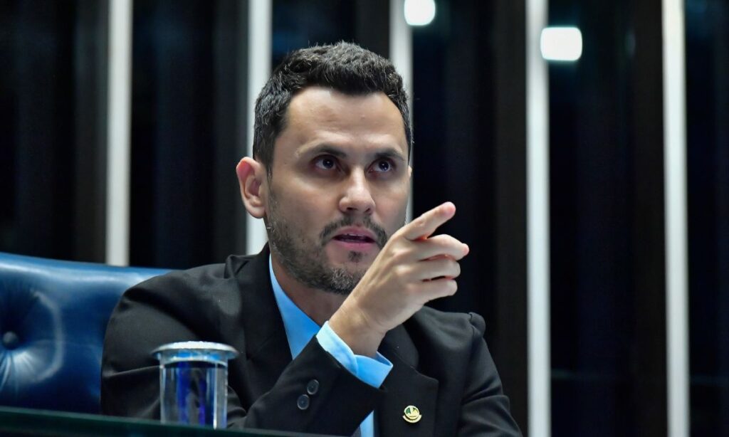 STF inicia julgamento virtual e Zanin mantém queixa-crime contra Cleitinho arquivada Cleitinho - Telmario