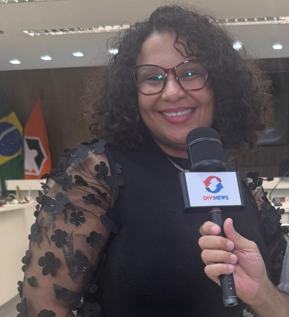 Kell Silva volta à Câmara e transforma a cultura local em política pública nas escolas de Divinópolis WhatsApp Image 2026-02-04 at 13.46.02