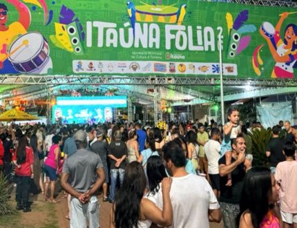 "Itaúna Folia 2026" começa a bombar nesta sexta (13); veja programação até terça ( 24) WhatsApp Image 2026-02-13 at 14.30.01