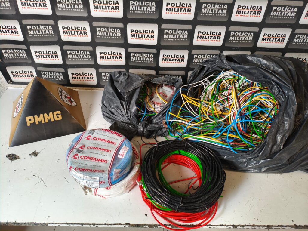 RECEPTAÇÃO: Idoso de 80 anos é preso em flagrante com 1.000 metros de fios furtados em Divinópolis WhatsApp Image 2026-02-26 at 12.07.31