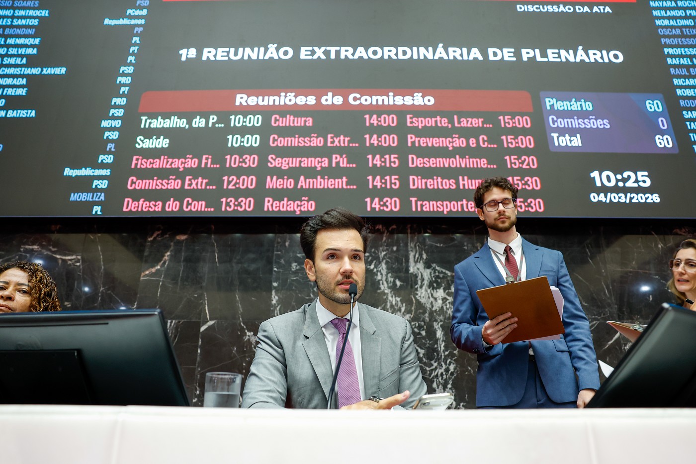 Tadeu Leite é eleito conselheiro do TCE e diz que só assume após deixar a Presidência da ALMG