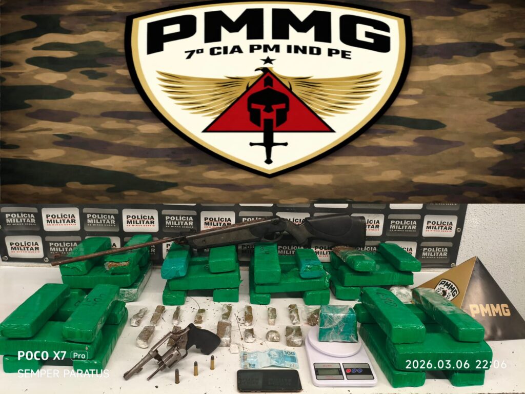 Polícia Militar prende traficante com grande quantidade de drogas e arma em Divinópolis WhatsApp Image 2026-03-09 at 11.46.34