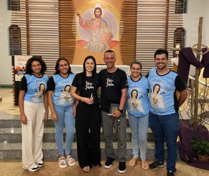 Convite Especial: Jovens promovem tarde de espiritualidade e homenagem às mulheres em Divinópolis