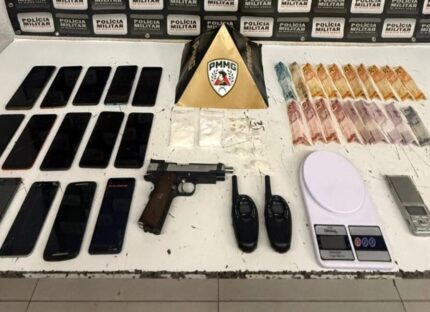 Polícia Militar estoura ponto de tráfico no Ipiranga e recupera eletrônicos furtados no Centro
