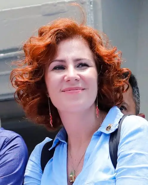 Justiça italiana autoriza extradição de Carla Zambelli e define prisão no Brasil