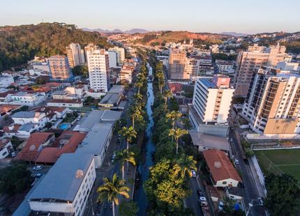 Ubá se torna capital temporária de Minas Gerais e recebe pacote de investimentos do governo estadual