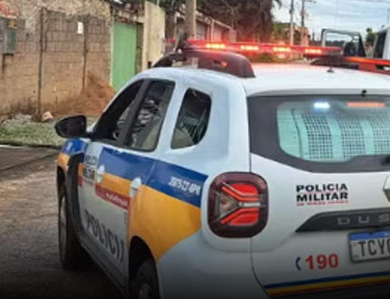 PM apreende quatro menores após denúncia de estupro coletivo em Divinópolis; suspeitos foram localizados em casa 344