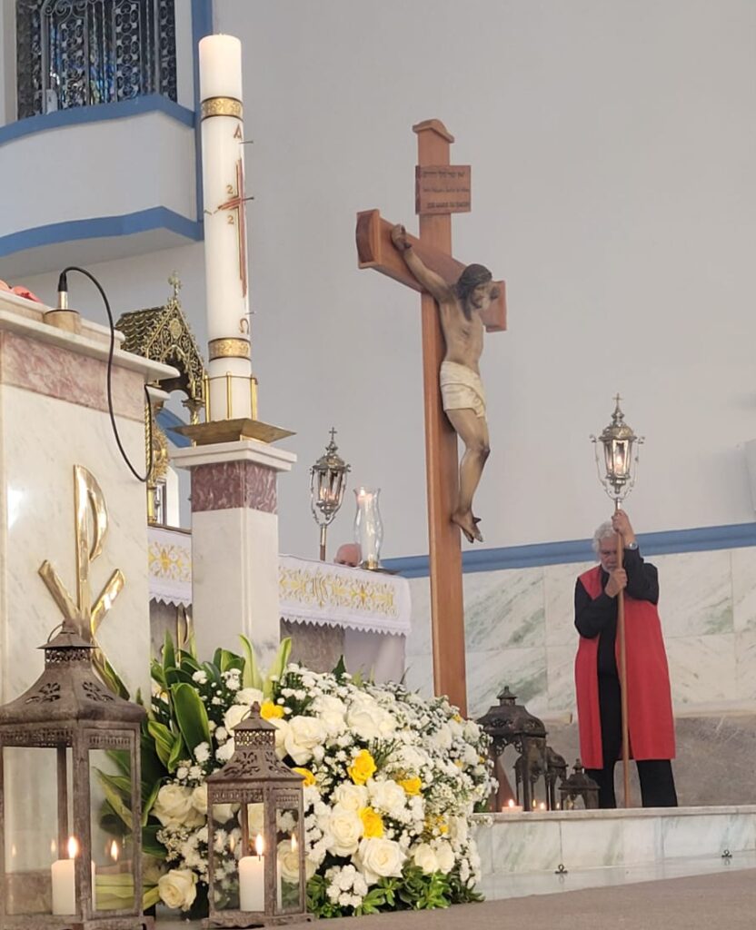 Domingo da Ressurreição leva fiéis às igrejas para a Missa de Páscoa e procissões IMG-20260405-WA0020