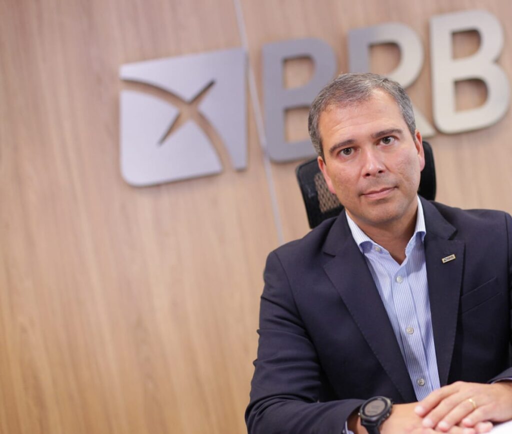 Operação Compliance Zero: ex-presidente do Banco de Brasília (BRB) é preso pela PF Paulo-Henrique-Costa-presidente-do-BRB-3-2