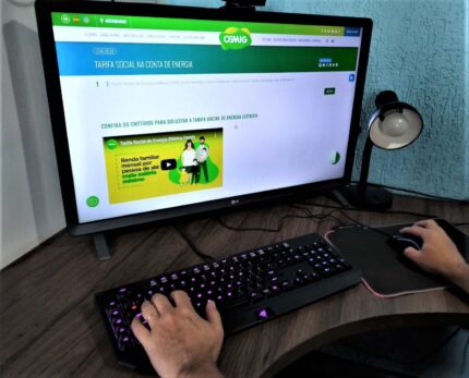 Quase 300 mil famílias podem perder desconto na conta de luz em MG; veja como evitar