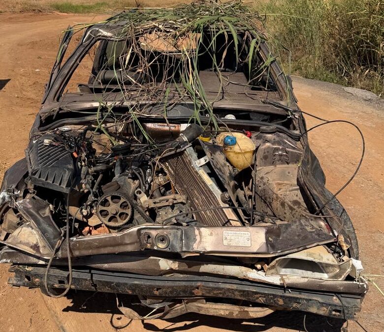 Motorista morre após perder controle e capotar veículo na MG-170 durante a madrugada