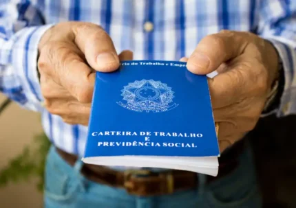 Golpe do “emprego falso” dispara no Brasil e vítimas acabam com dívidas sem saber