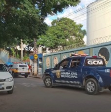 Suspeito de estuprar a própria filha é preso após ocorrência no Sesi, em Nova Serrana gtrree