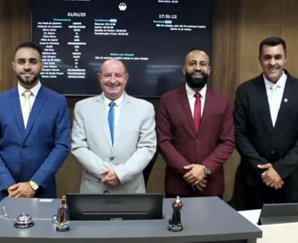 Apostilamento disfarçado? Projeto da Mesa Diretora da Câmara de Divinópolis amplia ganhos salariais e acende críticas nas redes sociais