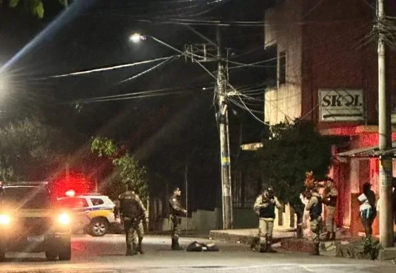 Homem com tornozeleira eletrônica é morto a golpes de facão em Divinópolis