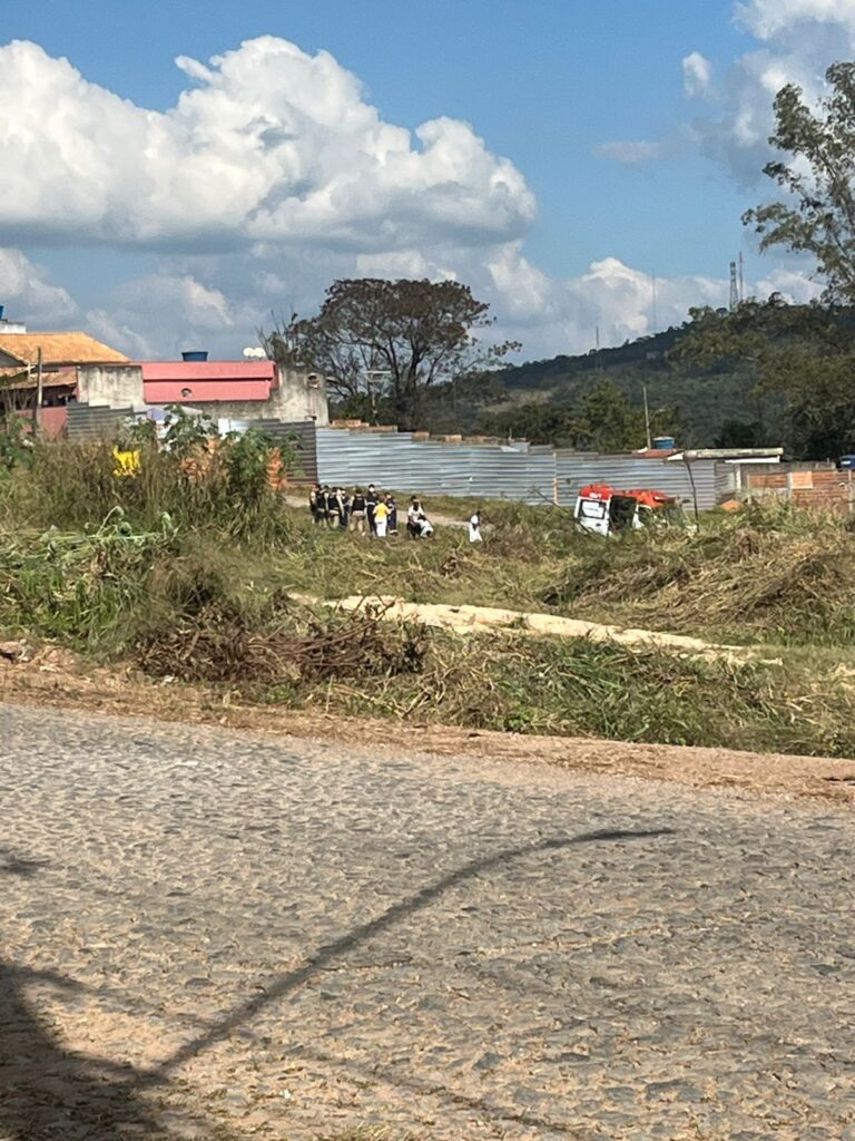 Homem é morto a tiros em Divinópolis e caso mobiliza SAMU, polícia e perícia WhatsApp Image 2026-05-28 at 17.39.09