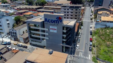 Acom ganha apoio especial durante Feira Mundo das Louças em Divinópolis
