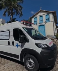 Nova ambulância reforça atendimento da saúde em Carmo do Cajuru image (1)
