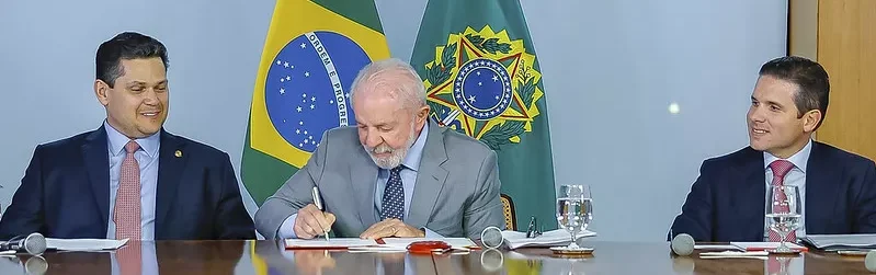 PCC e Comando Vermelho entram no radar dos EUA e Planalto reage