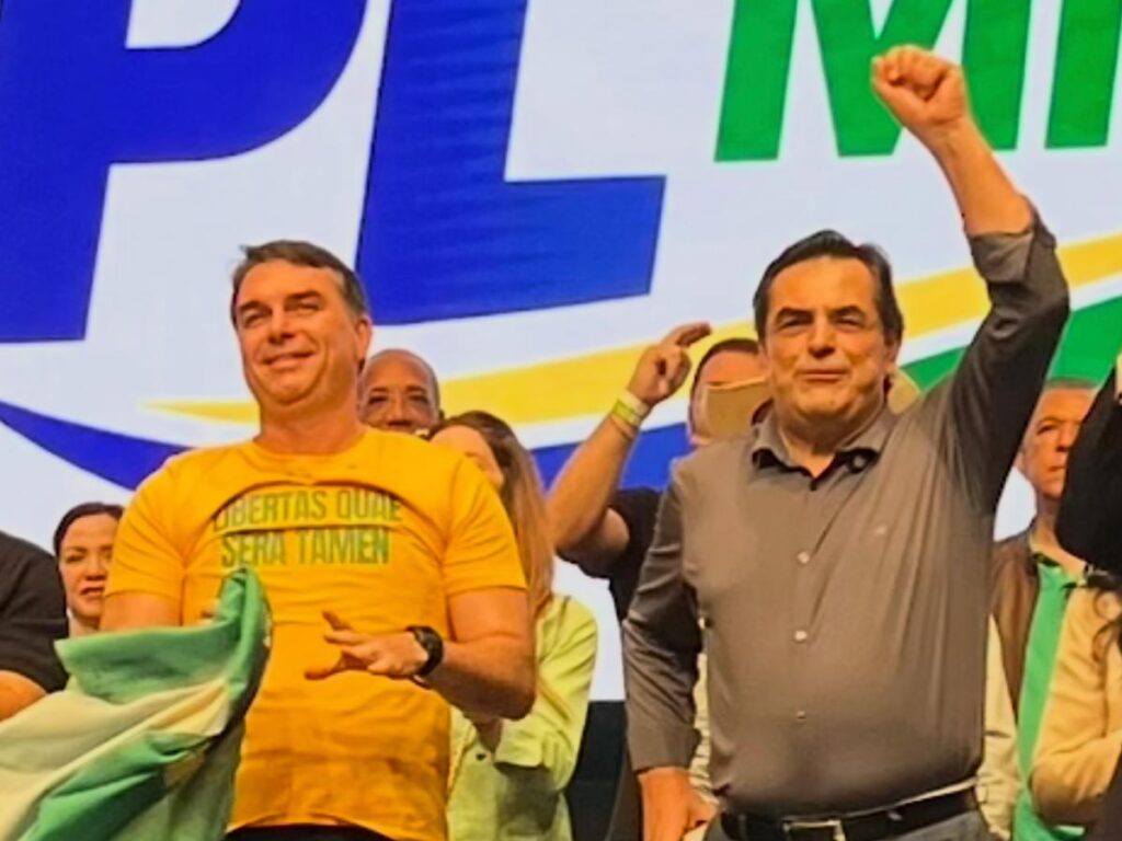 PL reúne multidão em BH e lança Domingos Sávio ao Senado com Flávio Bolsonaro no palco IMG-20260604-WA0014