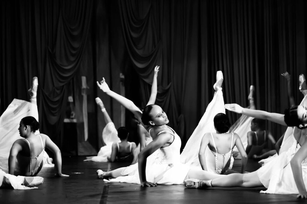 Arte que transforma: Noite de Gala em Itaúna une dança e apoio a jovens talentos NOITE DE GALA HM
