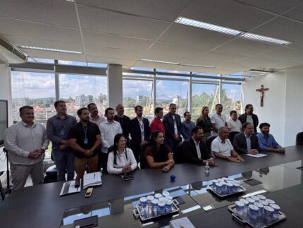 Itaúna anuncia novos investimentos em saúde, infraestrutura e educação com apoio de parlamentares