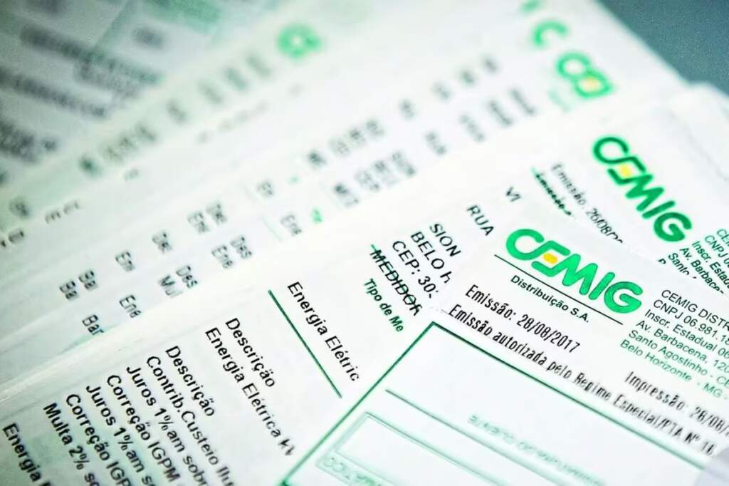 Alívio no bolso: Conta de luz em MG pode cair até 26% para 1 milhão de clientes