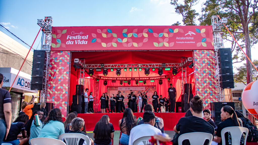 Mateus Leme abre edital do Festival da Vida com ajuda de custo de até R$ 4 mil para artistas cred Ox Videos2